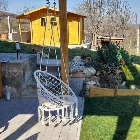 Veranda Házikó Apartman Balatonalmádi