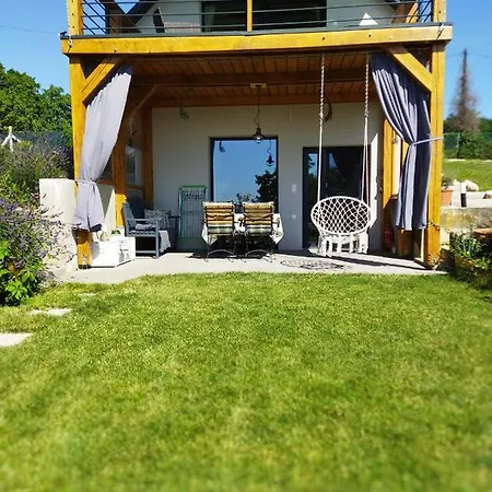 Veranda Haziko * Balatonalmadi